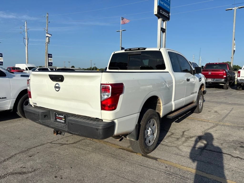 nissan titan xd 2017 1N6AA1C35HN564669 image nissan titan xd 2017 1N6AA1C35HN564669 image